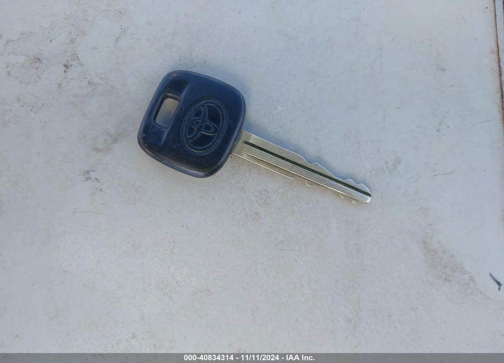2001 TOYOTA CELICA GT VIN: JTDDR32T510091221