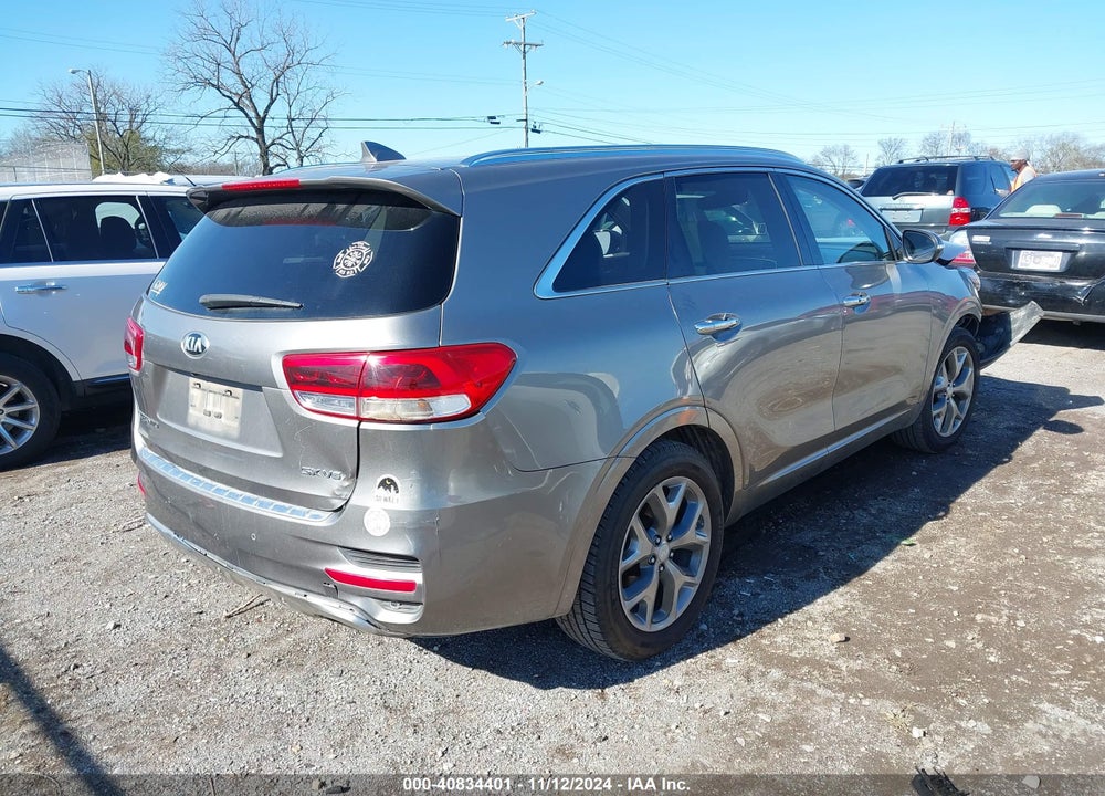 2017 KIA SORENTO 3.3L SX VIN: 5XYPK4A50HG189247