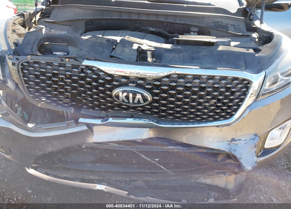2017 KIA SORENTO 3.3L SX VIN: 5XYPK4A50HG189247