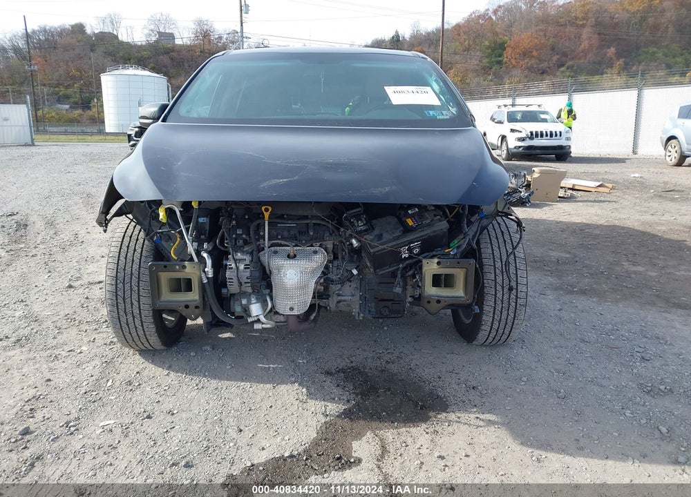 2020 KIA SEDONA EX VIN: KNDMB5C14L6590086