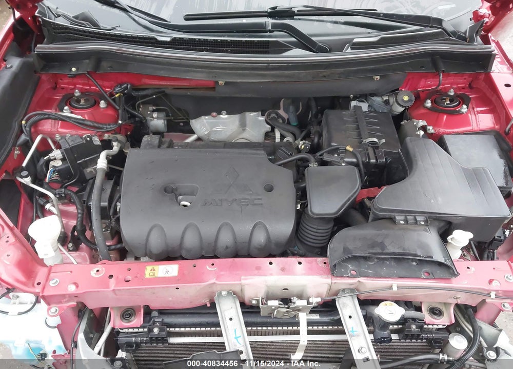 2019 MITSUBISHI OUTLANDER SE VIN: JA4AD3A35KZ043602