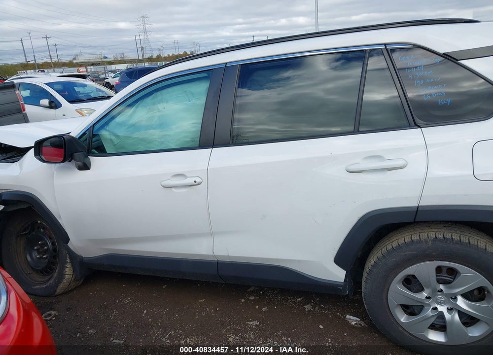 2021 TOYOTA RAV4 LE VIN: 2T3H1RFV9MC124584