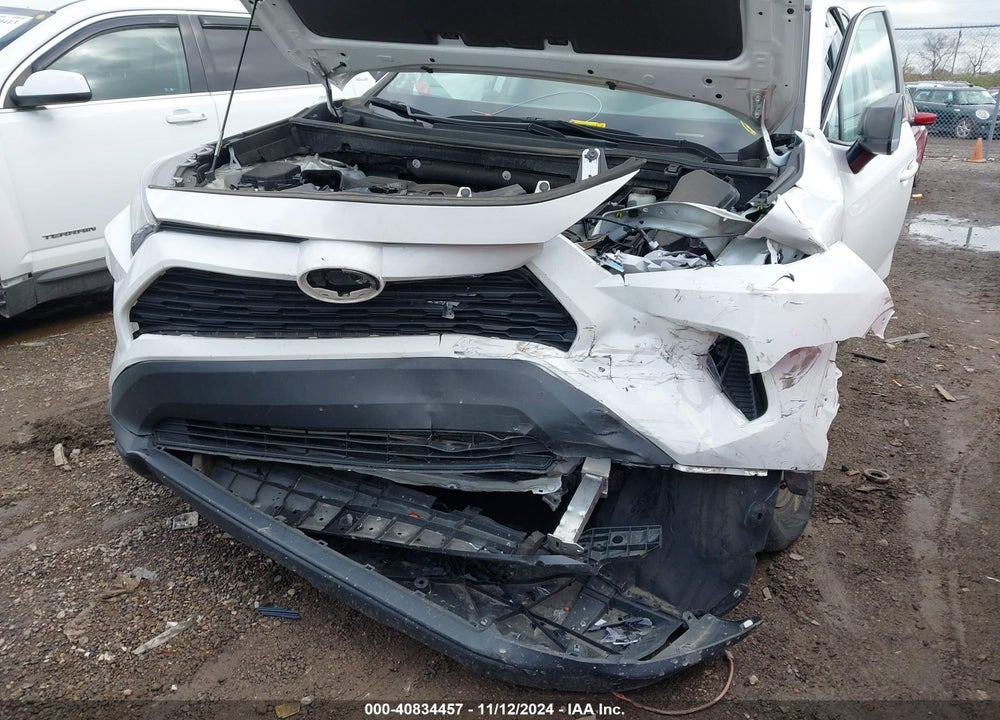 2021 TOYOTA RAV4 LE VIN: 2T3H1RFV9MC124584