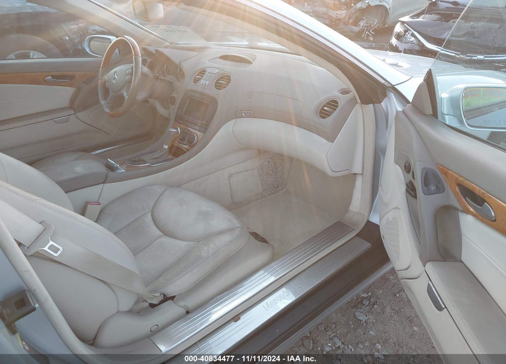 2007 MERCEDES-BENZ SL 550 VIN: WDBSK71F37F127426