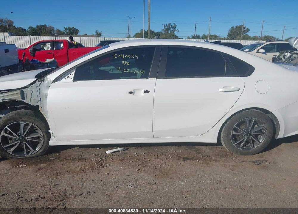 2022 KIA FORTE VIN: 3KPF24AD6NE488012