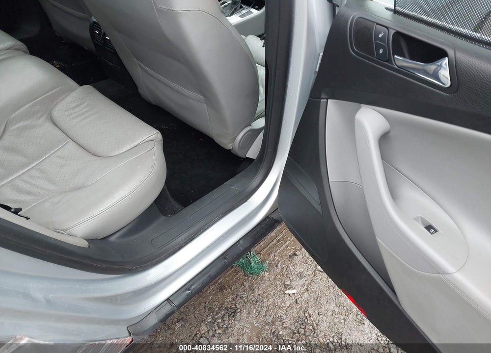 2007 VOLKSWAGEN PASSAT 3.6 VIN: WVWVU73C87E074370