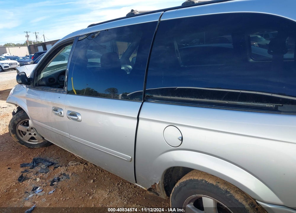 2005 DODGE GRAND CARAVAN SXT VIN: 2D4GP44L95R476981