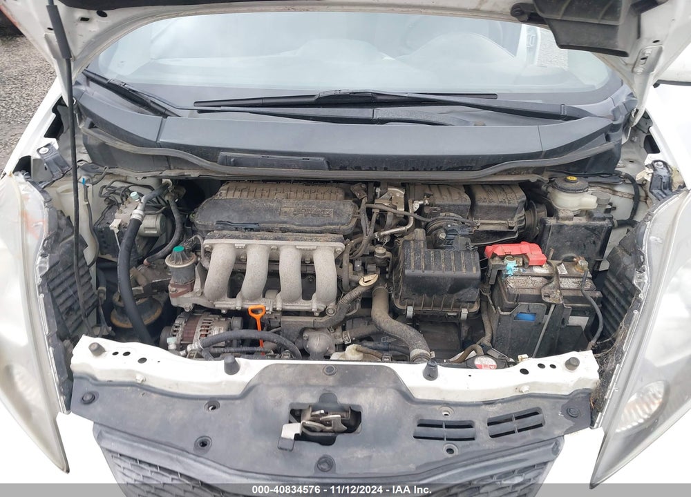 2012 HONDA FIT VIN: JHMGE8G38CC032100