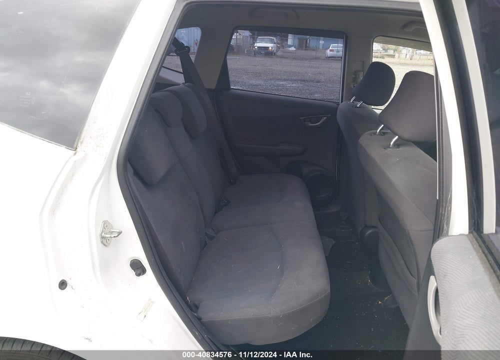 2012 HONDA FIT VIN: JHMGE8G38CC032100