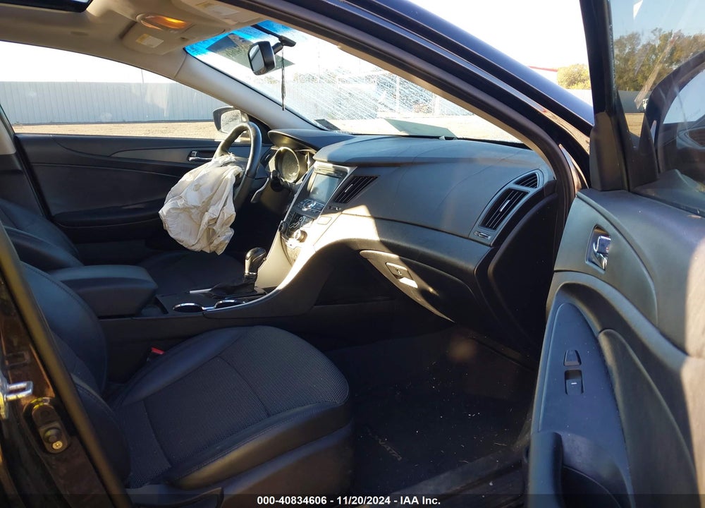 2011 HYUNDAI SONATA SE 2.0T VIN: 5NPEC4AB7BH316392