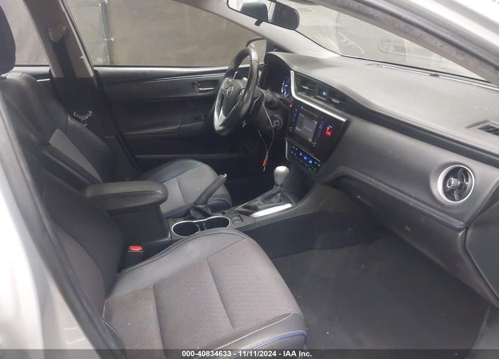 2018 TOYOTA COROLLA SE VIN: 2T1BURHE0JC099122