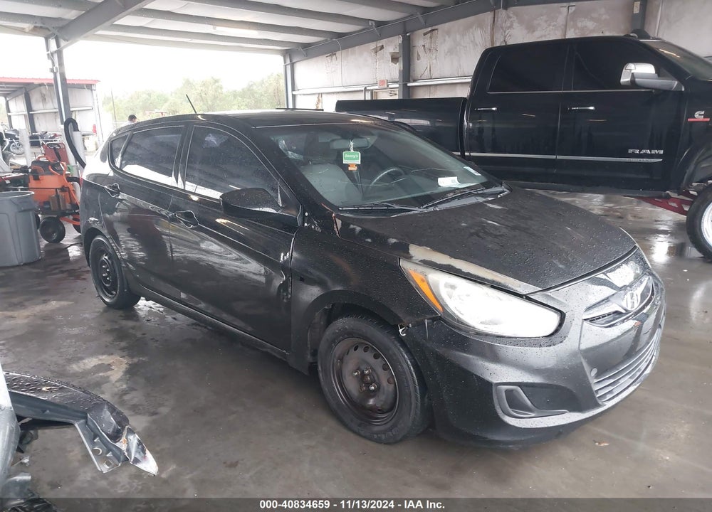 2013 HYUNDAI ACCENT GS VIN: KMHCT5AE3DU117979