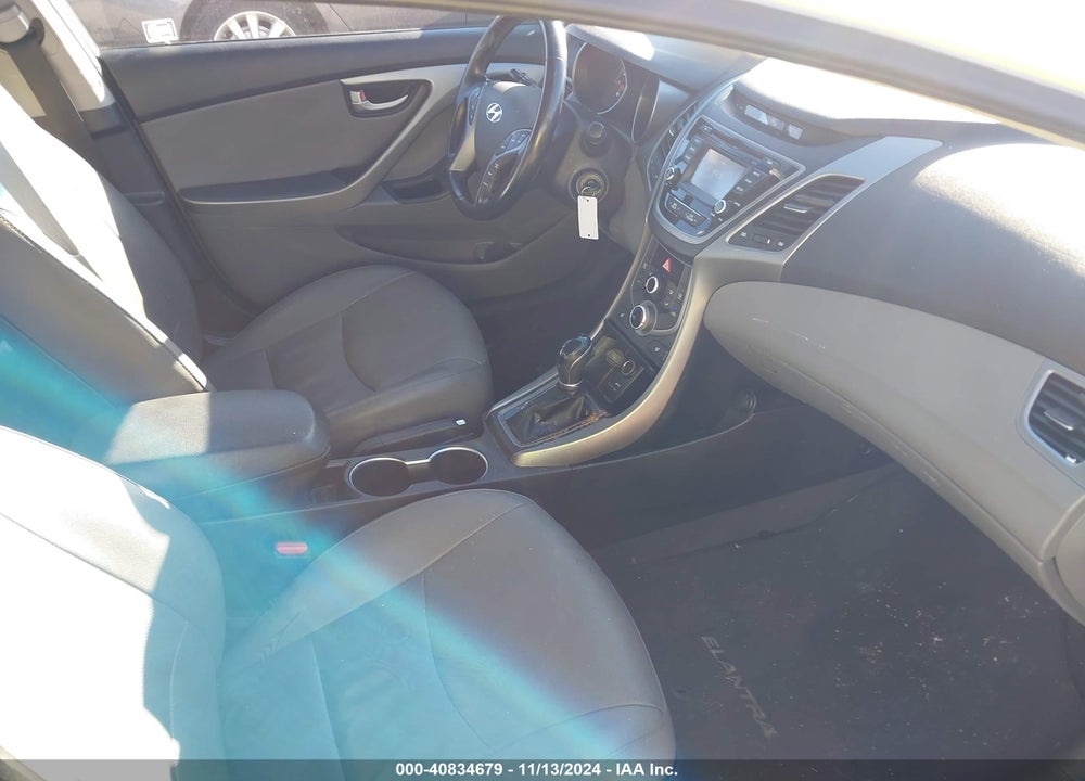 2015 HYUNDAI ELANTRA LIMITED VIN: 5NPDH4AE3FH623460