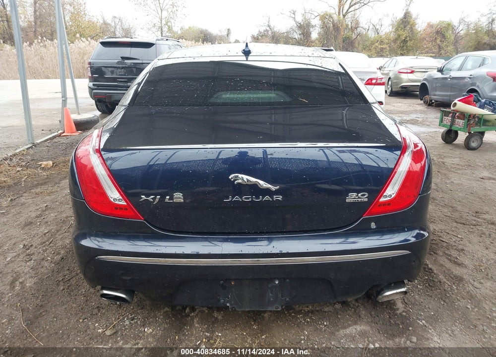 2014 JAGUAR XJ XJL PORTFOLIO VIN: SAJWJ2GD2E8V59930