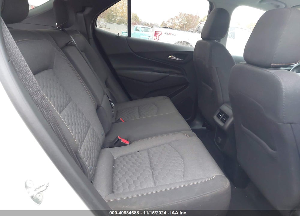2018 CHEVROLET EQUINOX LT VIN: 2GNAXSEV1J6210820