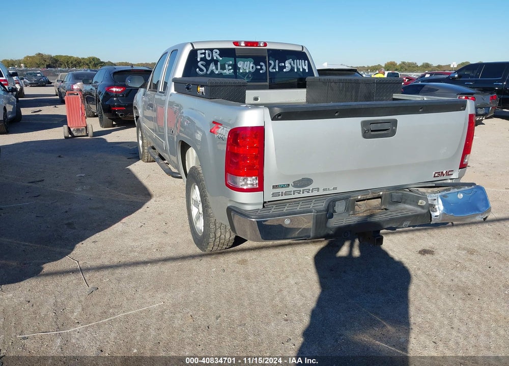 2011 GMC SIERRA 1500 SLE VIN: 1GTR2VE35BZ428033