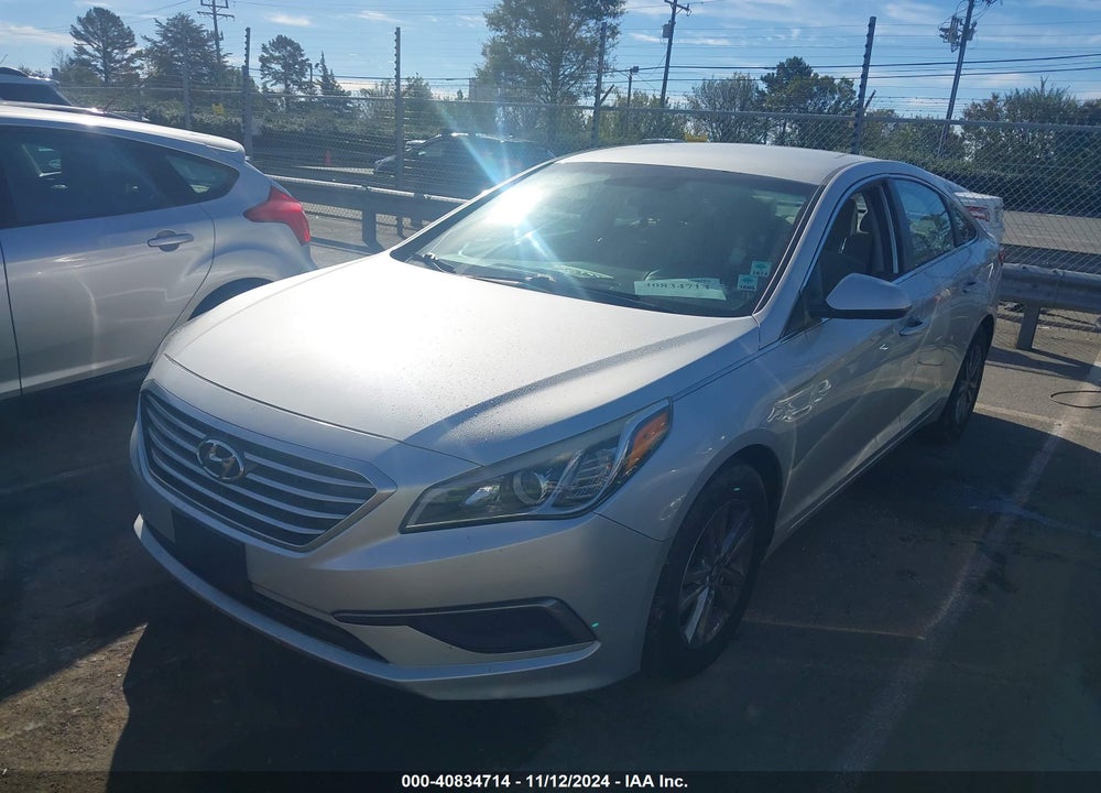 2016 HYUNDAI SONATA SE VIN: 5NPE24AF0GH307109