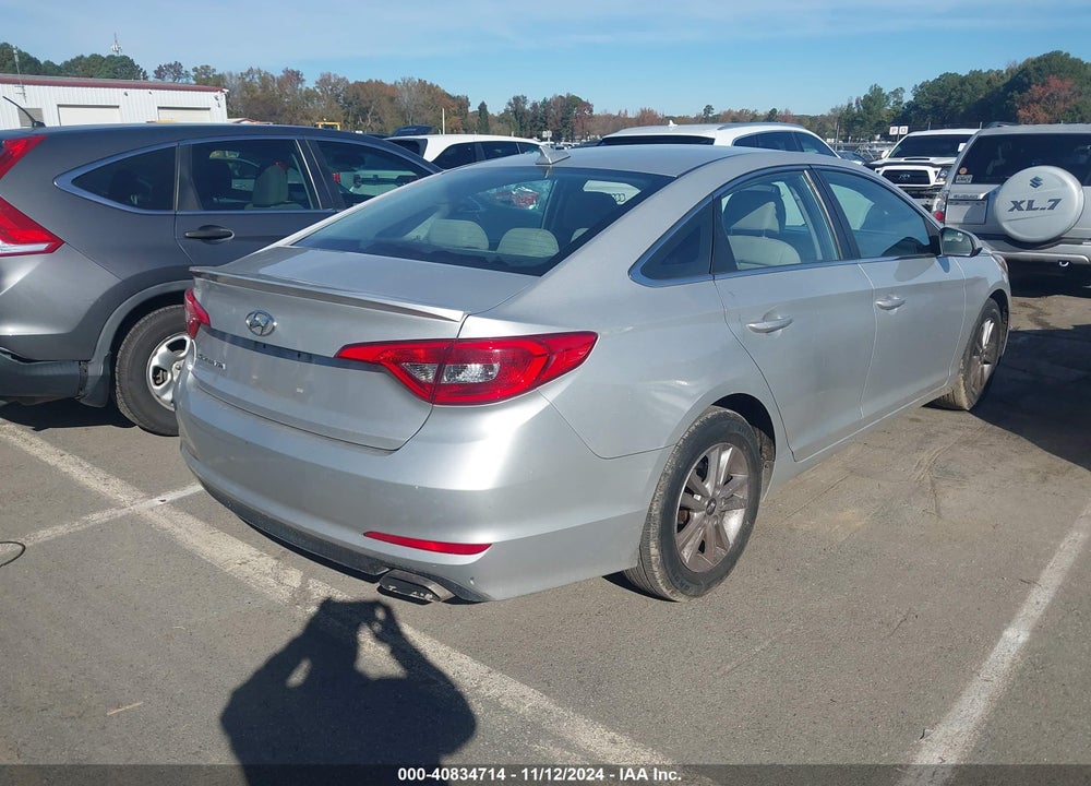 2016 HYUNDAI SONATA SE VIN: 5NPE24AF0GH307109