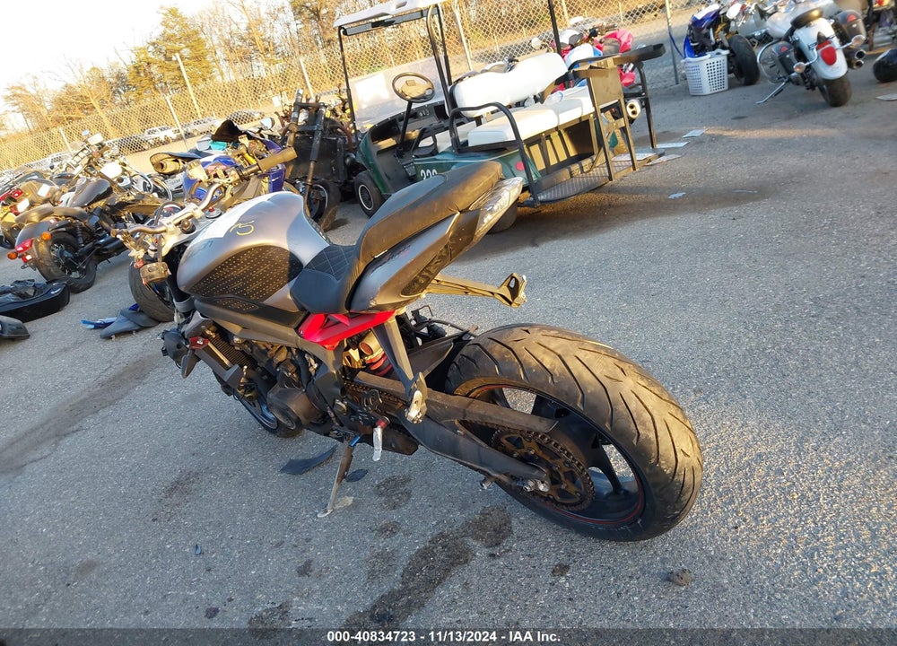 2014 TRIUMPH MOTORCYCLE STREET TRIPLE R VIN: SMTL03NE6ET626081