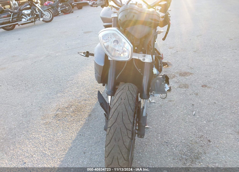 2014 TRIUMPH MOTORCYCLE STREET TRIPLE R VIN: SMTL03NE6ET626081