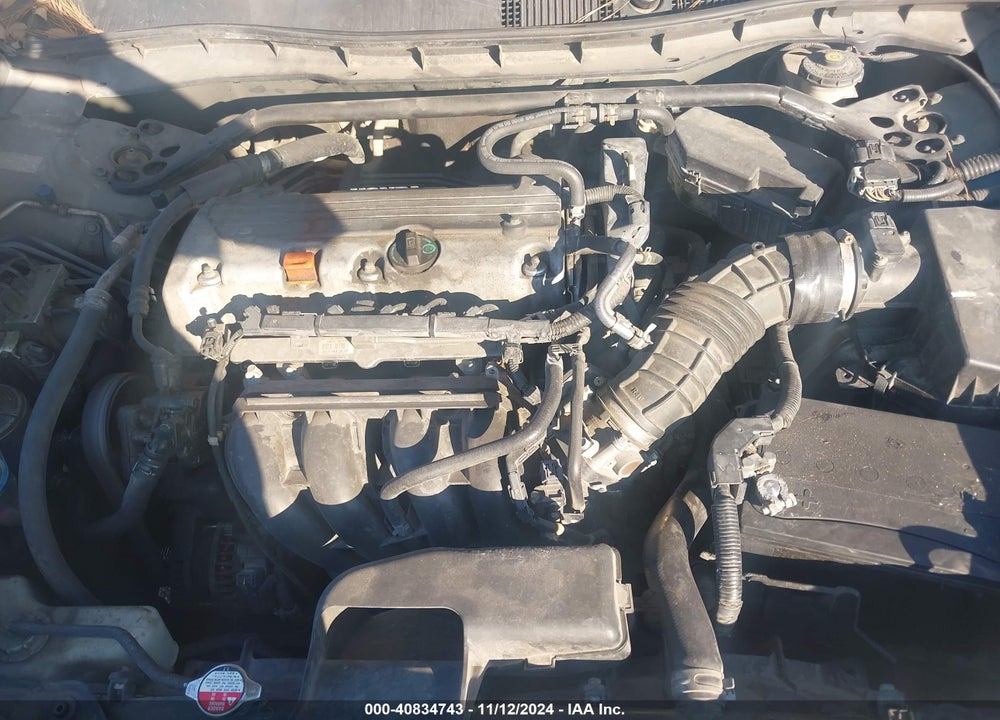 2010 HONDA ACCORD 2.4 EX-L VIN: 1HGCP2F82AA077306
