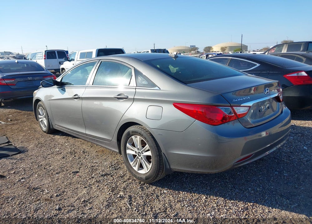 2013 HYUNDAI SONATA GLS VIN: 5NPEB4AC7DH625620