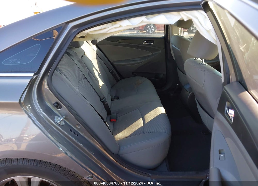 2013 HYUNDAI SONATA GLS VIN: 5NPEB4AC7DH625620
