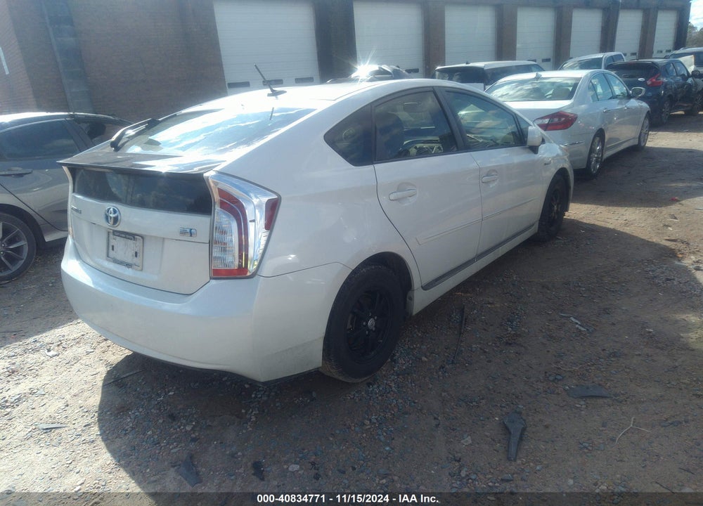 2013 TOYOTA PRIUS FOUR VIN: JTDKN3DU9D5630732