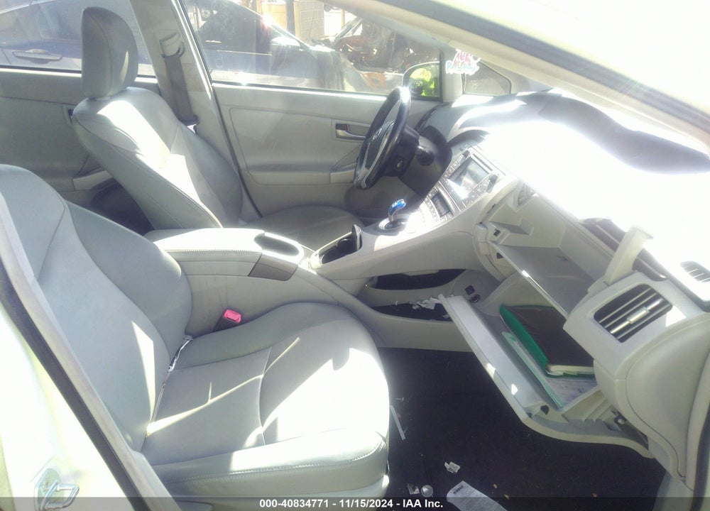 2013 TOYOTA PRIUS FOUR VIN: JTDKN3DU9D5630732
