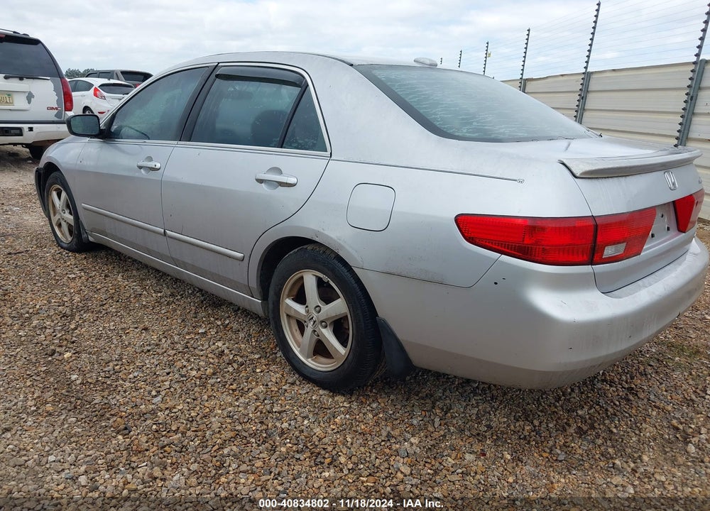 2005 HONDA ACCORD 2.4 EX VIN: 1HGCM56835A112645