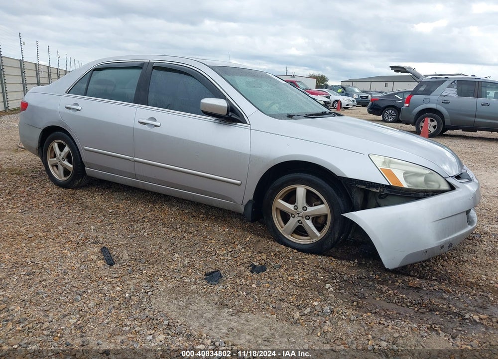 2005 HONDA ACCORD 2.4 EX VIN: 1HGCM56835A112645
