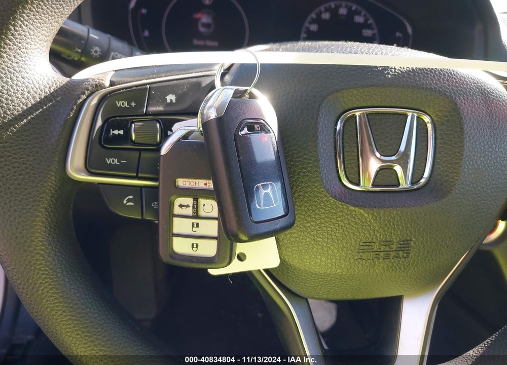 2019 HONDA ACCORD EX VIN: 1HGCV1F4XKA066357