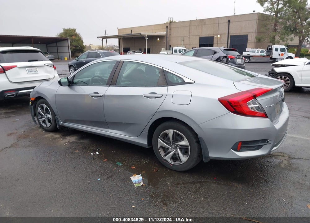 2019 HONDA CIVIC LX VIN: 19XFC2F65KE208202