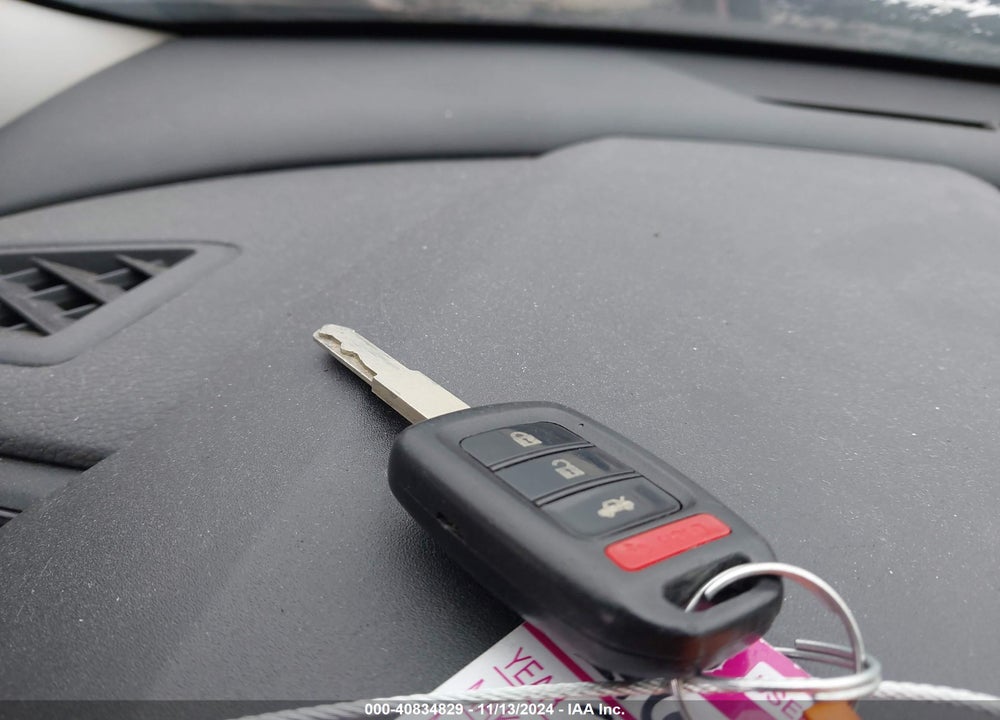 2019 HONDA CIVIC LX VIN: 19XFC2F65KE208202