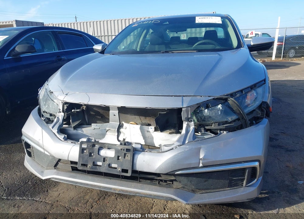 2019 HONDA CIVIC LX VIN: 19XFC2F65KE208202