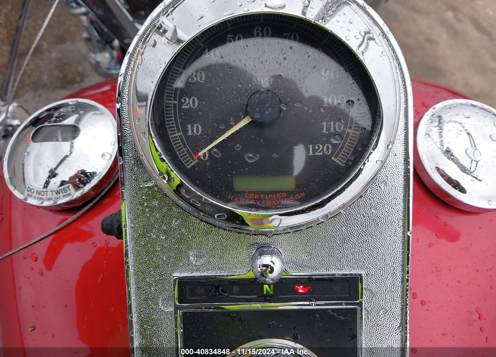 2004 HARLEY-DAVIDSON FLSTC VIN: 1HD1BJY184Y035845
