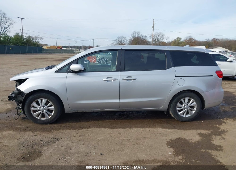 2018 KIA SEDONA LX VIN: KNDMB5C14J6389964