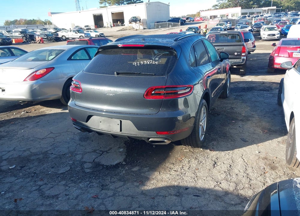 2018 PORSCHE MACAN VIN: WP1AA2A55JLB03324