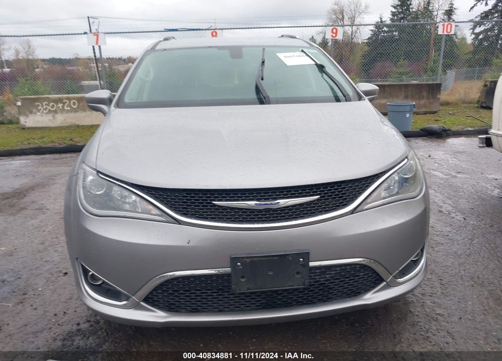 2019 CHRYSLER PACIFICA TOURING L VIN: 2C4RC1BG2KR650732