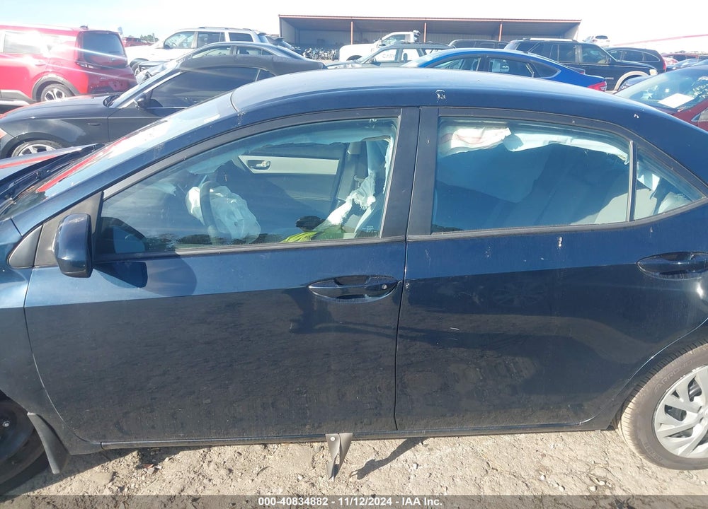 2019 TOYOTA COROLLA LE VIN: 2T1BURHE2KC223568