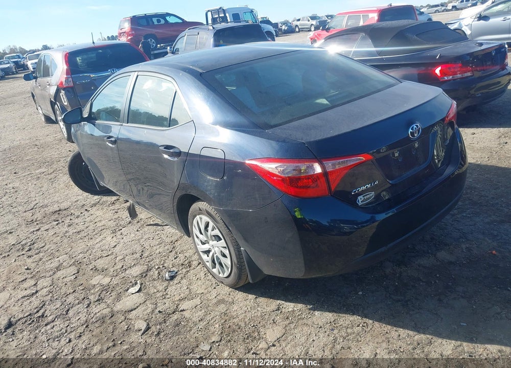 2019 TOYOTA COROLLA LE VIN: 2T1BURHE2KC223568