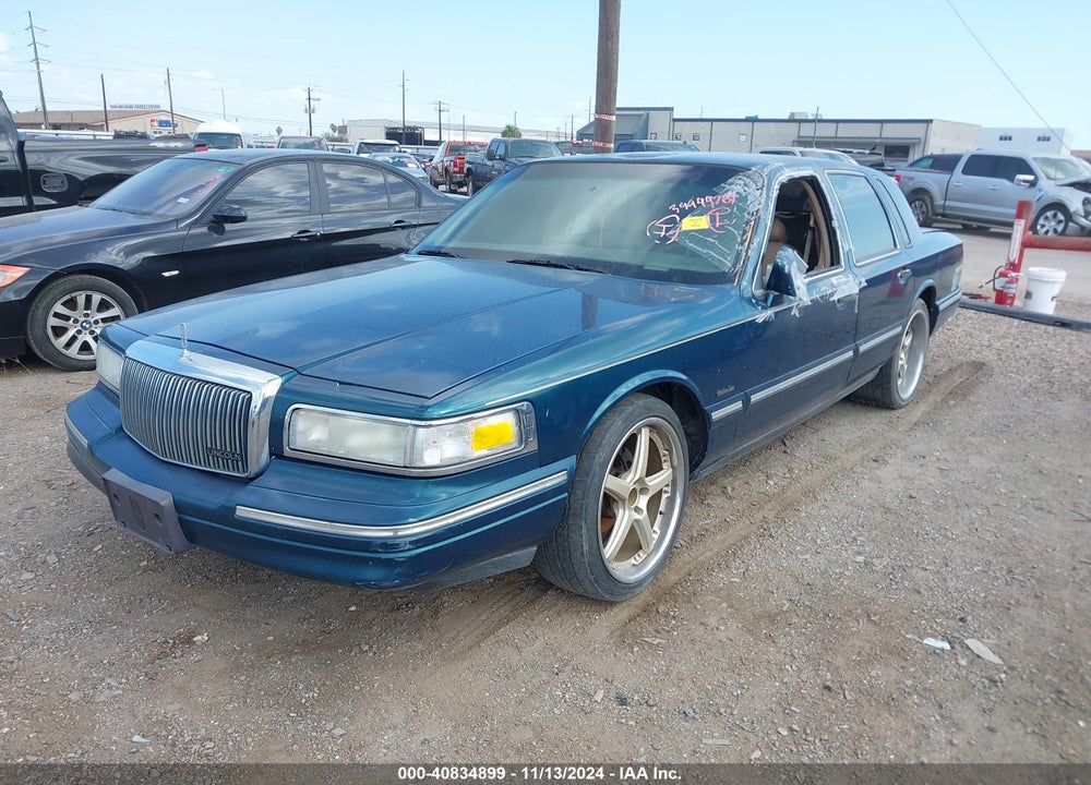 1997 LINCOLN TOWN CAR EXECUTIVE VIN: 1LNLM81W9VY699703