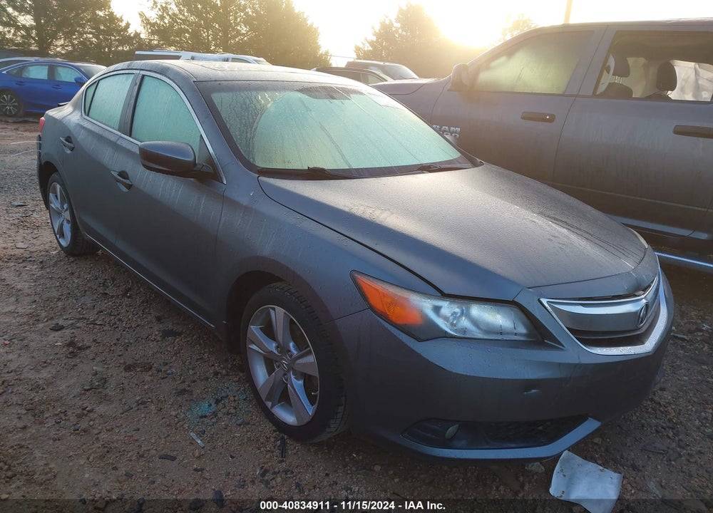 2013 ACURA ILX 2.0L VIN: 19VDE1F57DE006203