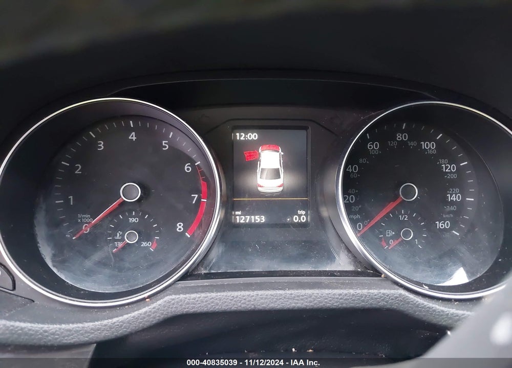 2017 VOLKSWAGEN PASSAT VIN: 1VWCT7A39HC032409