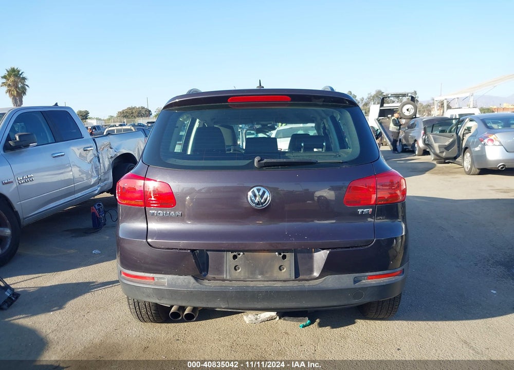 2016 VOLKSWAGEN TIGUAN S VIN: WVGAV7AX2GW528314