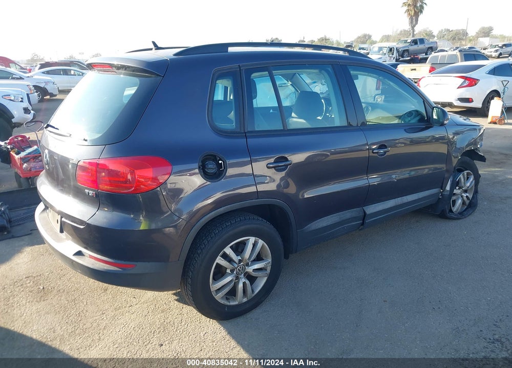2016 VOLKSWAGEN TIGUAN S VIN: WVGAV7AX2GW528314