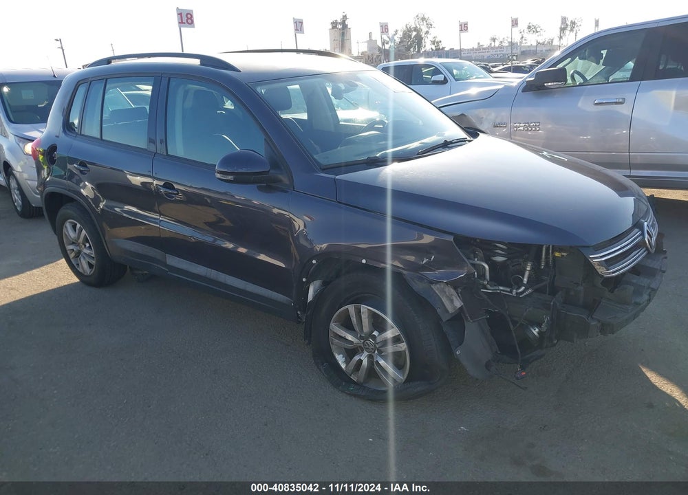 2016 VOLKSWAGEN TIGUAN S VIN: WVGAV7AX2GW528314