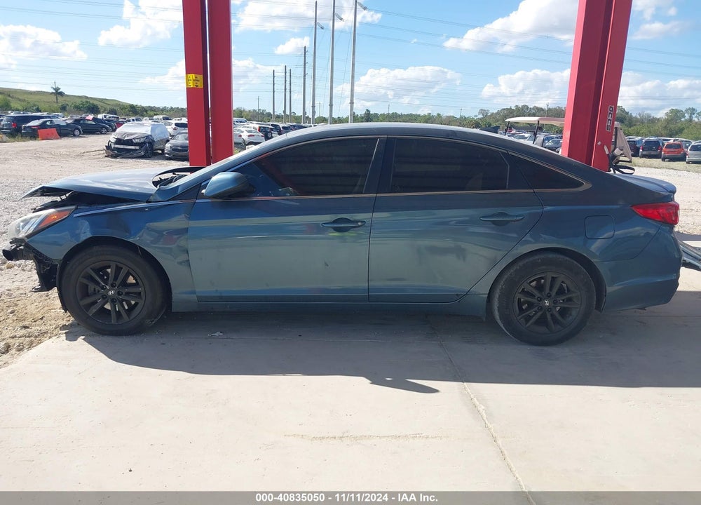 2016 HYUNDAI SONATA VIN: 5NPE24AF6GH394983