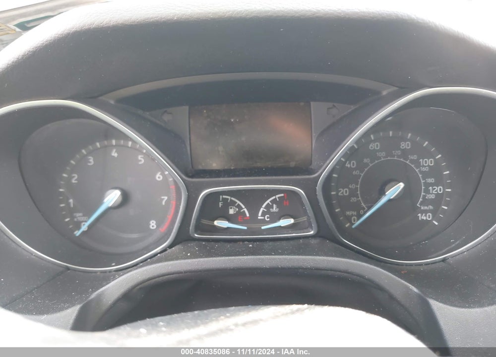 2018 FORD FOCUS SE VIN: 1FADP3K28JL280379