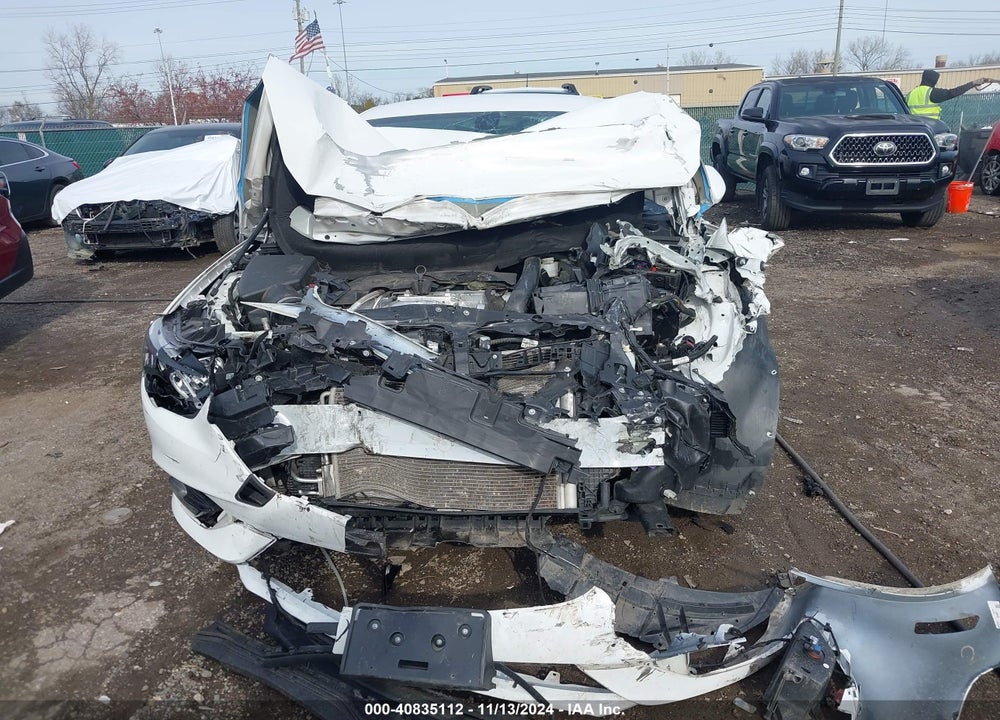 2018 BUICK REGAL SPORTBACK ESSENCE VIN: W04GP6SX4J1109350
